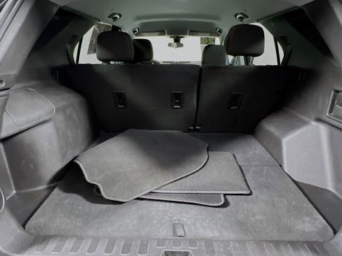 Used 2024 Chevrolet Equinox LT image 34