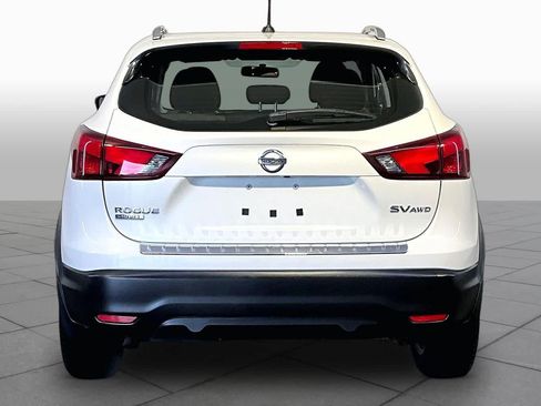 Used 2017 Nissan Rogue Sport SV AWD/4WD image 5