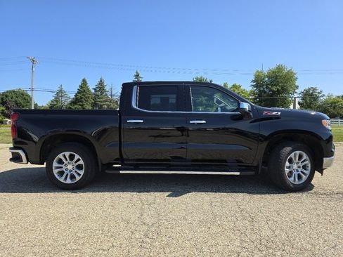 Used 2022 Chevrolet Silverado 1500 LTZ AWD/4WD image 23
