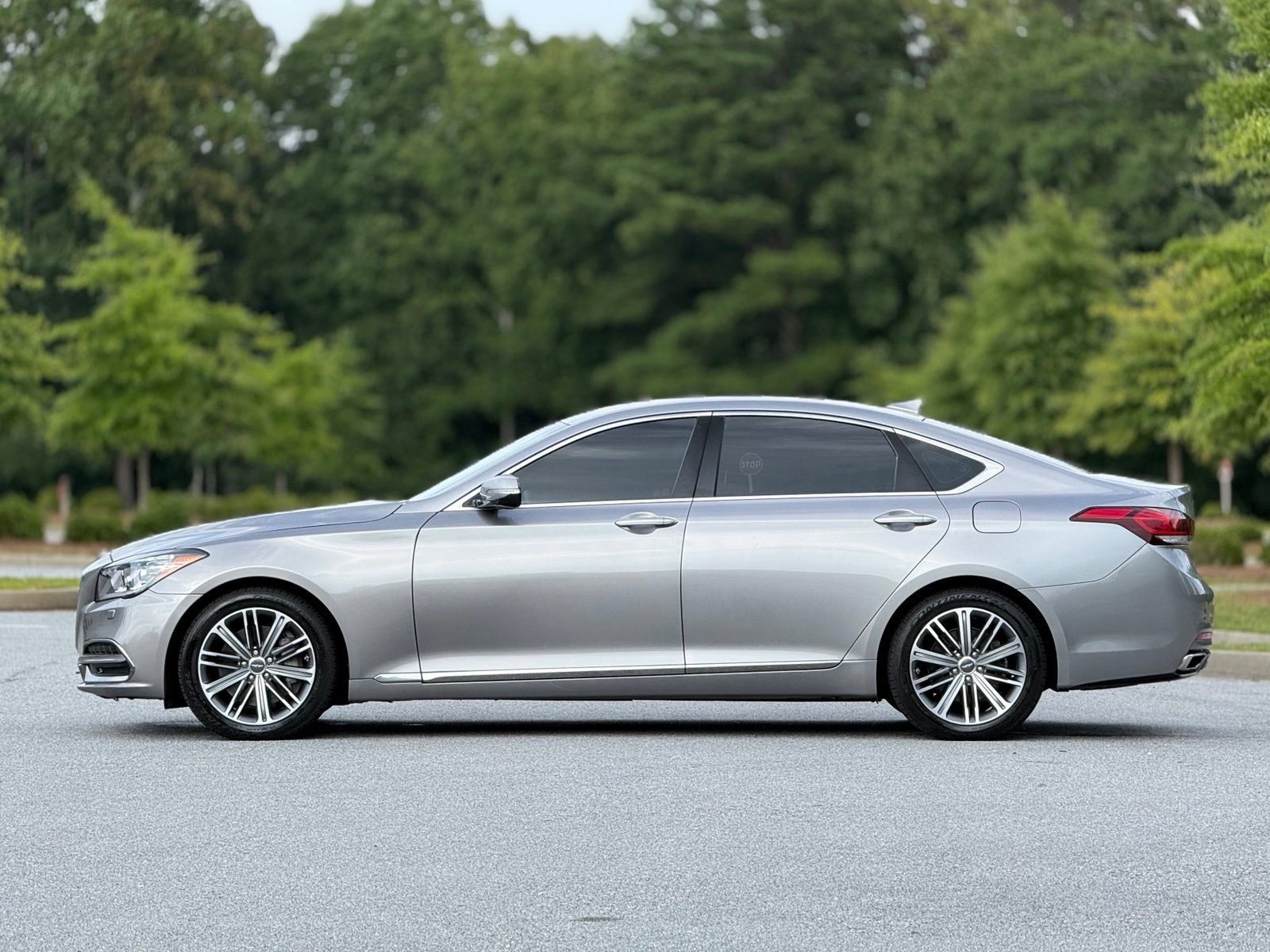 Used 2020 Genesis G80 3.8 AWD/4WD image 9