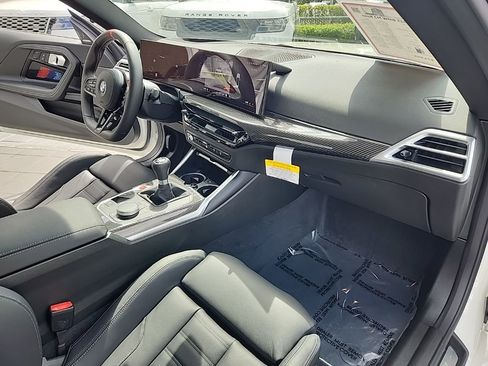 Used 2025 BMW M2 w/ Lighting Package image 29