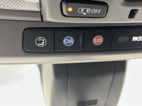 Used 2022 GMC Sierra 1500 Denali w/ Denali Reserve Package image 30