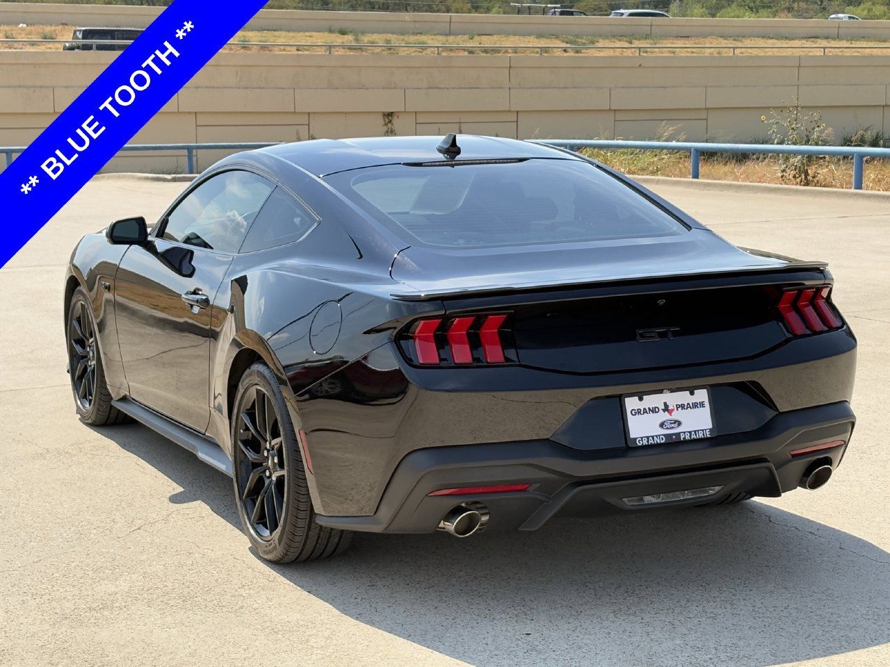 Used 2025 Ford Mustang GT w/ Mustang Nite Pony Package RWD image 7