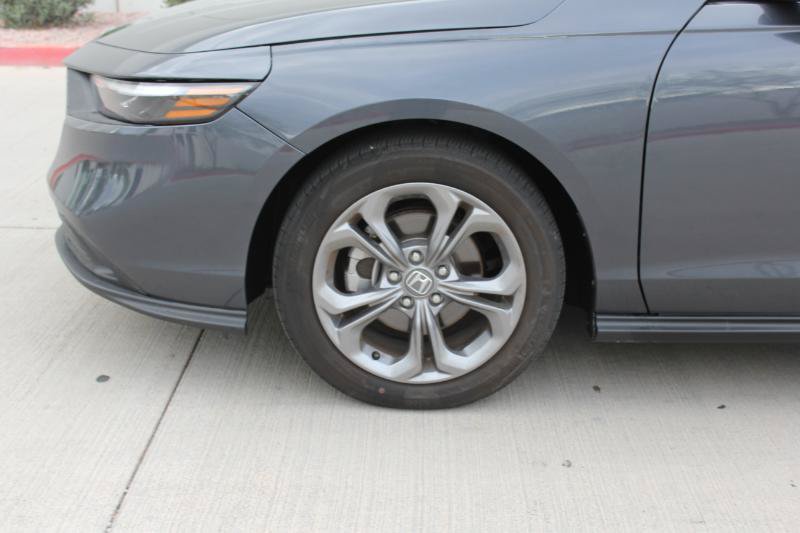 Used 2024 Honda Accord EX image 38