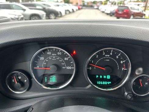 Used 2016 Jeep Wrangler Unlimited Sport AWD/4WD image 4