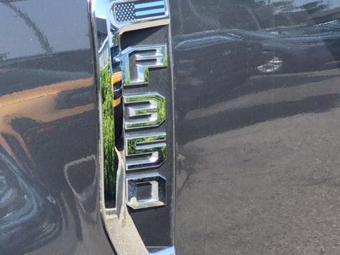 Used 2021 Ford F350 XL w/ STX Appearance Package AWD/4WD image 13