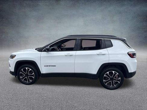 Used 2023 Jeep Compass Limited AWD/4WD image 12