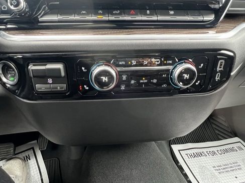 Certified 2025 GMC Sierra 1500 Elevation image 18