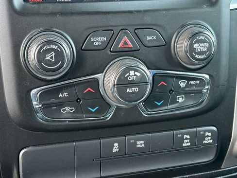 Used 2019 RAM 1500 Big Horn image 19