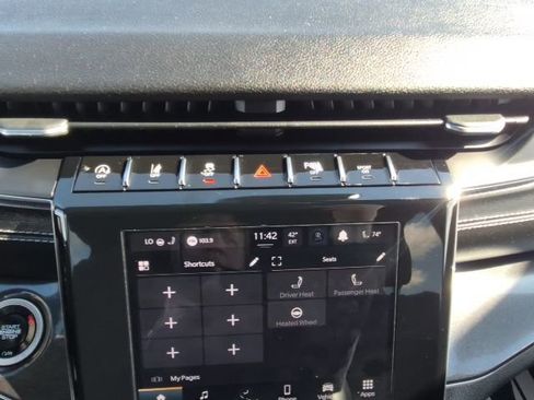 Used 2021 Jeep Grand Cherokee L Laredo image 26