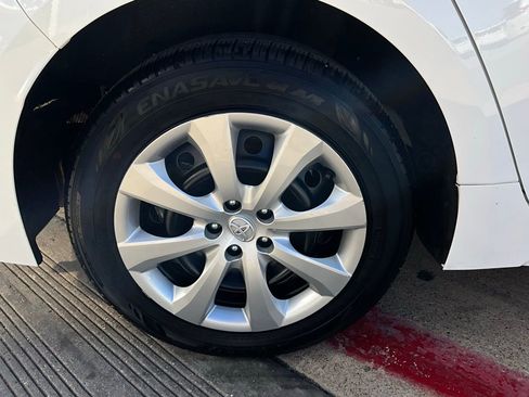 Used 2025 Toyota Corolla LE image 9