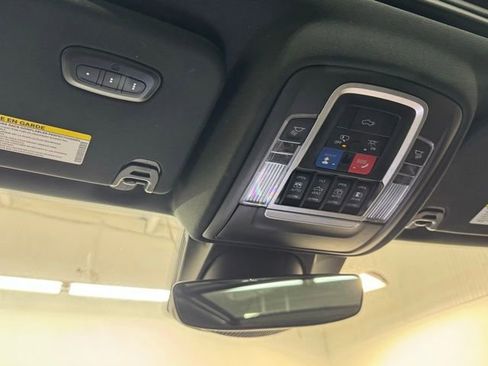 Used 2022 RAM 1500 Laramie image 1