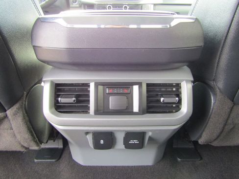 Used 2022 Ford F150 Lariat w/ Equipment Group 502A High AWD/4WD image 18