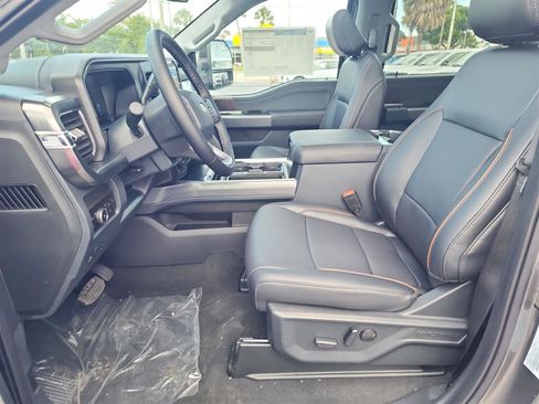 New 2025 Ford F350 Lariat w/ Lariat Ultimate Package image 13