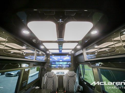 New 2024 Mercedes-Benz Sprinter 3500 image 27