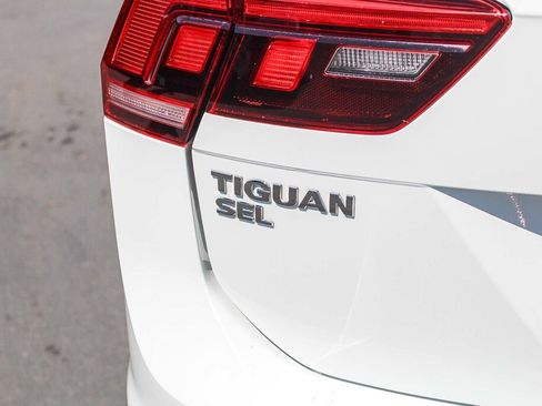 Used 2021 Volkswagen Tiguan SEL Premium R-Line AWD/4WD image 30