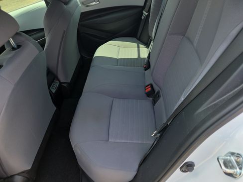 Used 2023 Toyota Corolla SE w/ Carpet Mat Package (TMS) FWD image 7