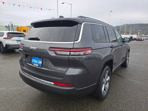 Used 2022 Jeep Grand Cherokee L Limited image 5