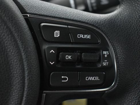 Used 2018 Kia Optima LX image 18