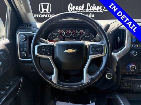 Used 2022 Chevrolet Silverado 1500 LTZ AWD/4WD image 12