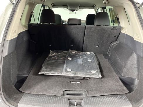 Used 2023 Nissan Rogue S FWD image 45