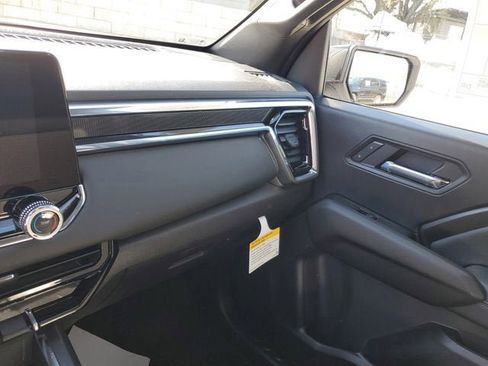 New 2026 GMC Canyon Elevation image 26