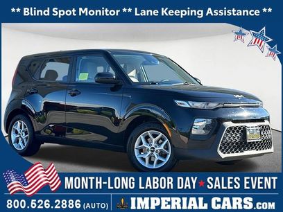 Used 2022 Kia Soul LX w/ Technology Package