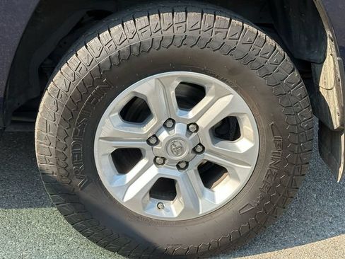 Used 2021 Toyota 4Runner SR5 AWD/4WD image 13