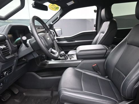 Used 2025 Ford F150 Lariat w/ Equipment Group 501A Mid AWD/4WD image 16