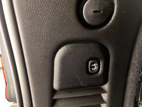 Used 2024 Dodge Durango GT image 29