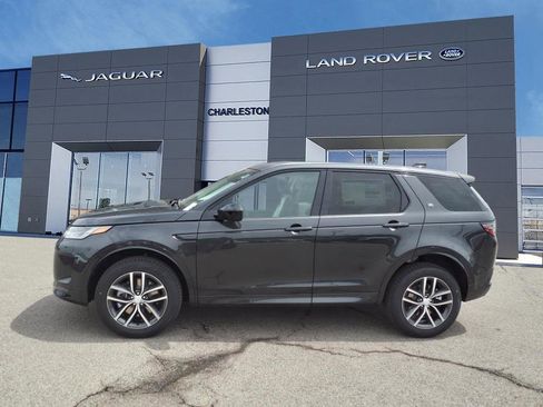 Used 2025 Land Rover Discovery Sport S image 2