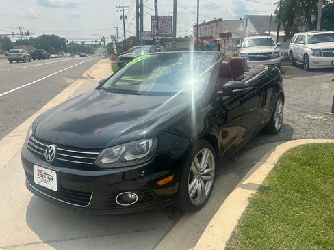 Used 2012 Volkswagen Eos Executive FWD image 1