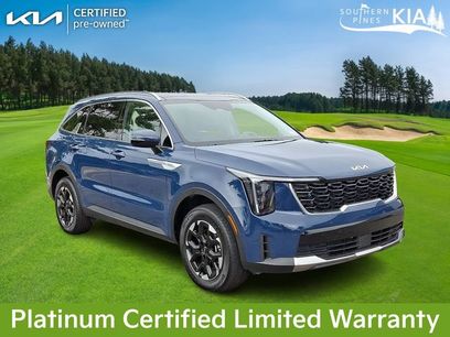 Certified 2025 Kia Sorento S w/ Panoramic Sunroof Package