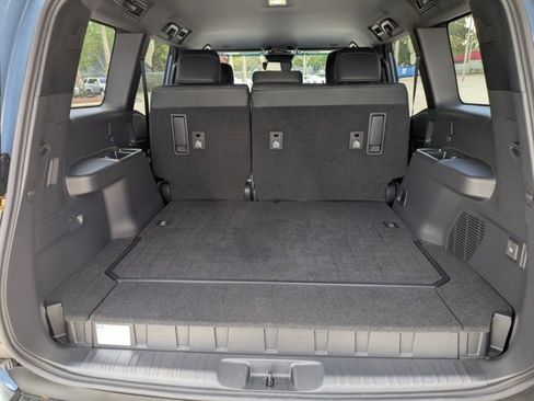 Used 2024 Toyota Land Cruiser image 17