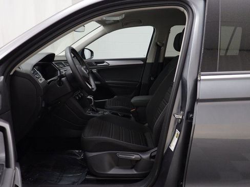 Used 2022 Volkswagen Tiguan S image 6