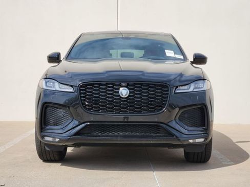 Used 2026 Jaguar F-PACE R-Dynamic S image 2