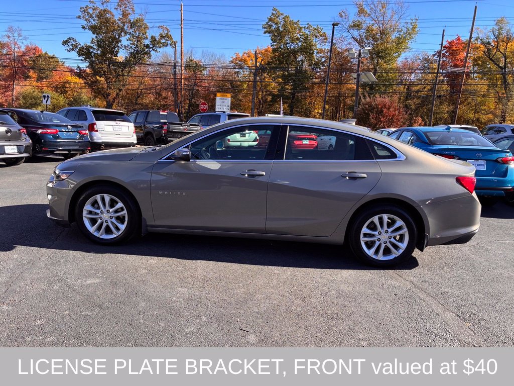 Used 2018 Chevrolet Malibu LT FWD image 4