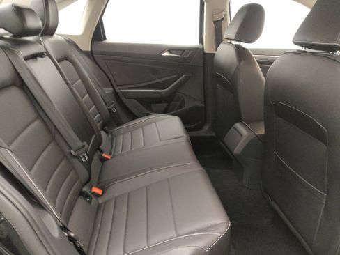 Used 2024 Volkswagen Jetta SE image 19