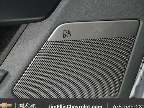 Used 2024 Ford F150 Lightning Flash AWD/4WD image 7