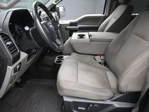 Used 2018 Ford F150 XLT w/ Equipment Group 302A Luxury image 14