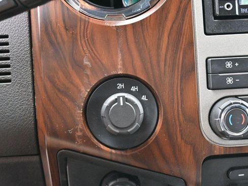 Used 2012 Ford F350 Lariat w/ Lariat Ultimate Pkg AWD/4WD image 25