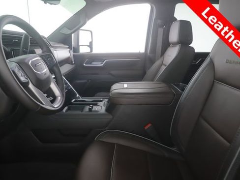 Used 2026 GMC Sierra 2500 Denali w/ Denali Reserve Package AWD/4WD image 17