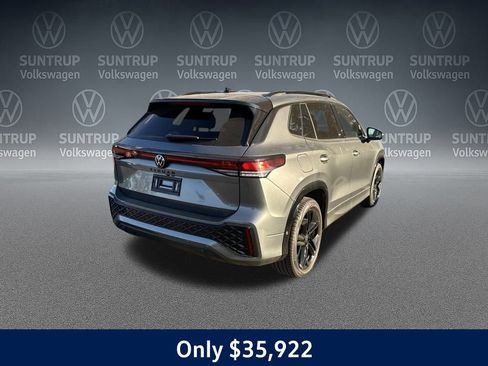 New 2026 Volkswagen Tiguan SE R-Line image 5