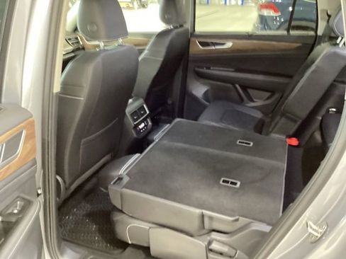Certified 2026 Volkswagen Atlas SE AWD/4WD image 9