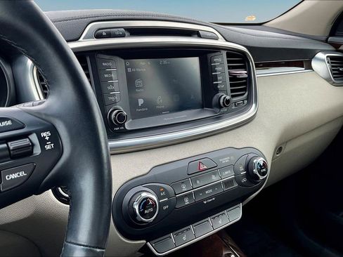 Used 2018 Kia Sorento EX w/ EX Advanced Touring Package FWD image 6