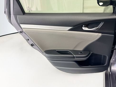 Used 2018 Honda Civic EX-L image 24
