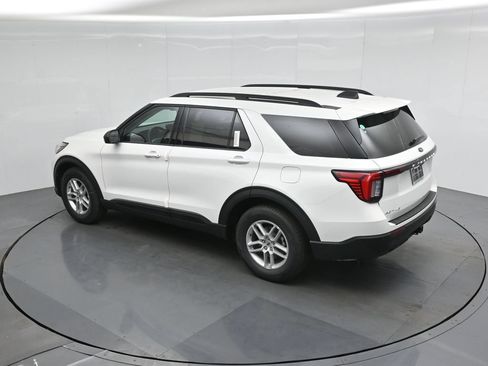 New 2026 Ford Explorer Active RWD image 40