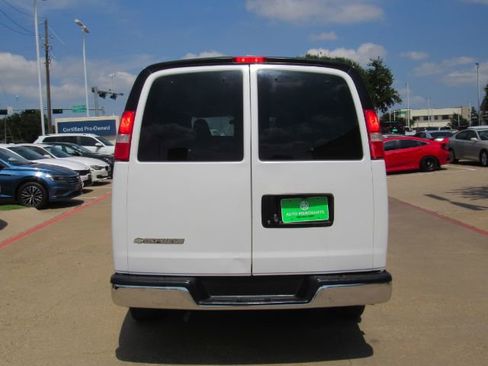 Used 2019 Chevrolet Express 3500 LT w/ LT Preferred Equipment Group image 10