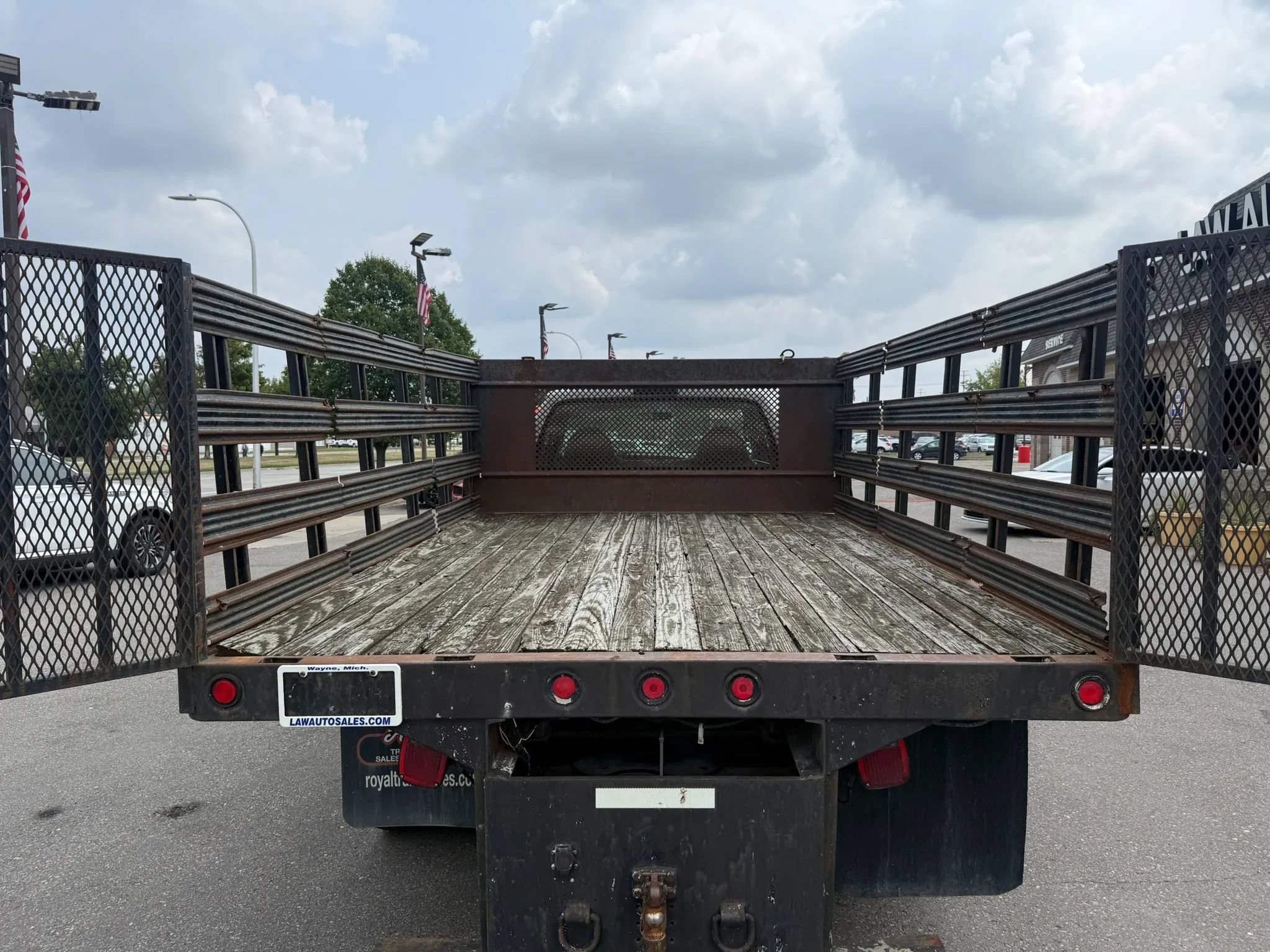 Used 1999 Ford F450 2WD Regular Cab Super Duty image 17