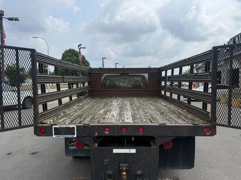 Used 1999 Ford F450 2WD Regular Cab Super Duty image 17